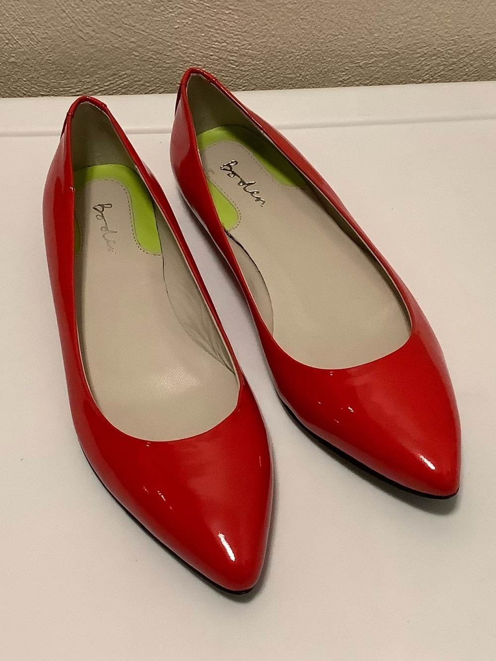 Boden| Red Patent LeatherPointed Toe Flats Parisian Feminine Balletcore US 8